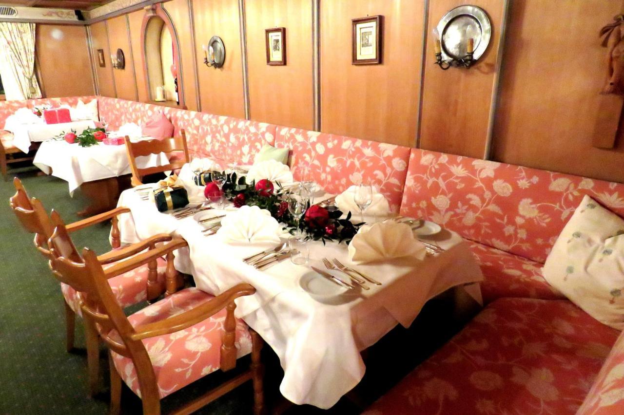 Zürs Hotel Hirlanda מראה חיצוני תמונה